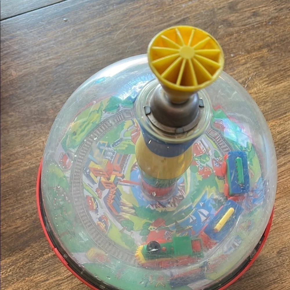Vintage Plastic SPINNER TOY, Spinner Train Toy, USSR, 1980s